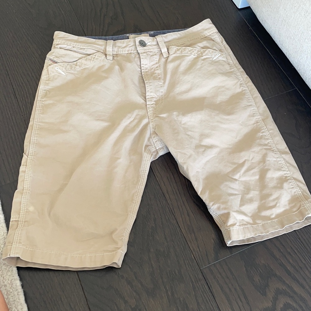 Khaki shorts